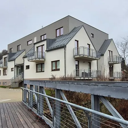 Riverside Labe